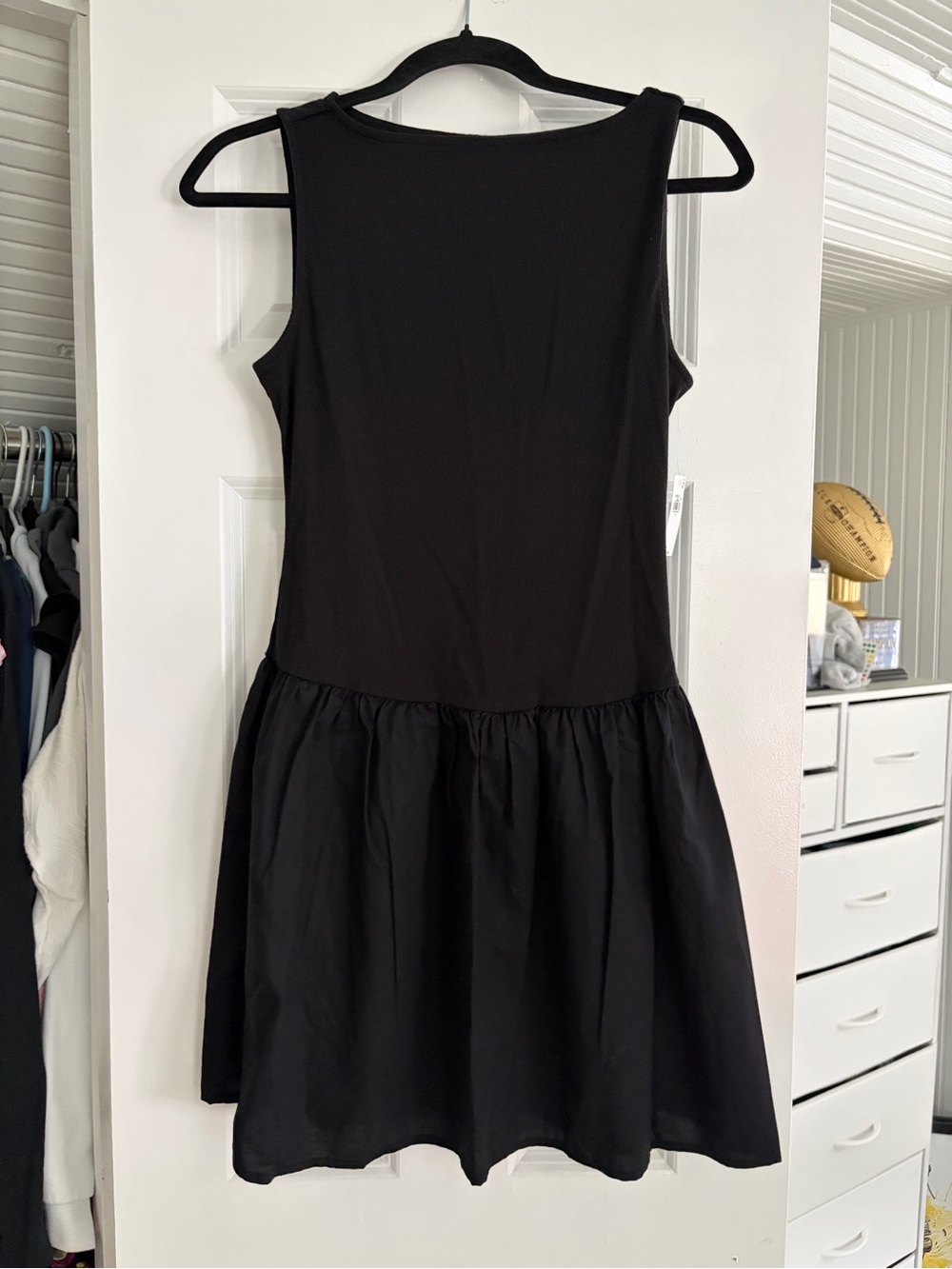 Old Navy Black Sleeveless Drop-Waist Mini Dress